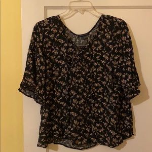 floral lace up lip with peplum sleeves